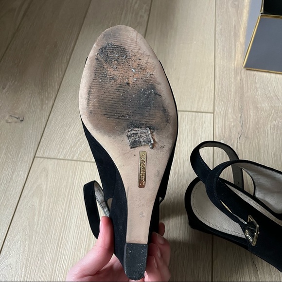 Black suede heels - Picture 3 of 3